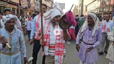 गिरिडीह: झारखंड राज्य गठन के 25 वर्ष पर जिला प्रशासन ने टावर चौक पर जागरूकता रैली व नुक्कड़ नाटक का किया आयोजन