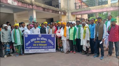 गिरिडीह: गांडेय मुख्यालय में विधिक सेवा प्राधिकरण के निर्देश पर ग्राम प्रधानों और मांझी हड़ाम के साथ हुई बैठक