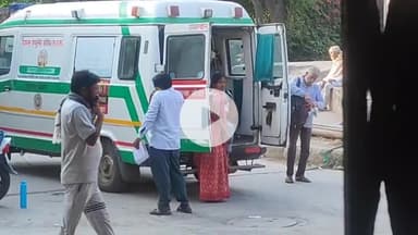 झालरापाटन: झालावाड़ जिले के बकानी में दुकान की सीढ़ियों से गिरकर युवक गंभीर रूप से घायल, जिला अस्पताल में भर्ती