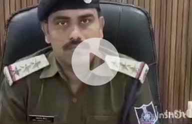 भिंड नगर: भिंड के बड़े हनुमान मंदिर में समाजसेवी सुरेश शर्मा को मिला महिला का पर्स, सिटी कोतवाली थाने में कराया जमा