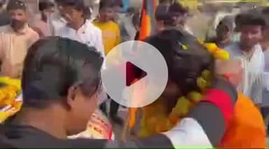 भिंड नगर: भिंड: गाय को राष्ट्रीय पशु का दर्जा दिलाने वृंदावन तक पदयात्रा पर निकले युवा का स्वागत