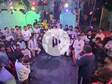 #पटियाली विधानसभा क्षेत्र के नगला वज़ीर में समाजवादी पार्टी के राष्ट्रीय प्रवक्ता, एडवोकेट एवं समाजसेवी अब्दुल हफीज गांधी ने रात्रि प्रवास कर ग्रामीणों के साथ भारत निर्वाचन आयोग के विशेष गहन पुनरीक्षण अभियान पर चर्चा की।