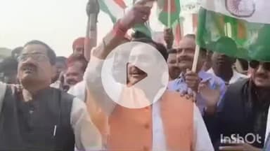 लखीमपुर: सरदार पटेल की 150वीं जयंती पर बनवारीपुर चौराहे से निकली विशाल पदयात्रा, हजारों की भीड़ उमड़ी, एकता ही भारत की शक्ति है