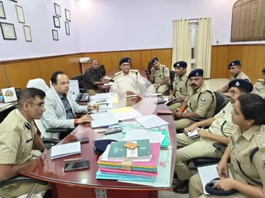 गया टाउन सीडी ब्लॉक: जिले में गया कॉलेज और बाजार समिति चंदौती में होने वाले 5-5 विधानसभा की मतगणना को लेकर ट्रैफिक प्लान तैयार, वाहनों का प्रवेश पूर्ण रूप से रहेगा वर्जित