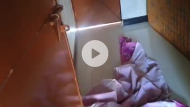 हमीरपुर: सुमेरपुर कस्बे के स्टेशन मार्ग पर सपा नेता के बंद आवास में ताले काटकर चोरी का प्रयास