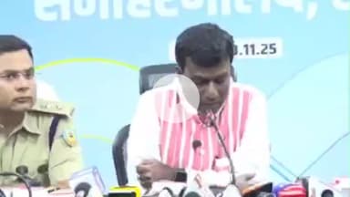 कांके: समाहरणालय में उपायुक्त ने प्रेस वार्ता कर झारखंड के 25वें स्थापना दिवस पर होने वाले कार्यक्रम की जानकारी दी