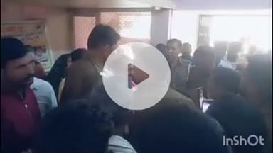 लखीमपुर: विधायक द्वारा आयोजित वल्लभ भाई पटेल की जयंती रैली से लौट रही एक आशा कार्यकत्री की सड़क हादसे में हुई मौत, 6 घायल