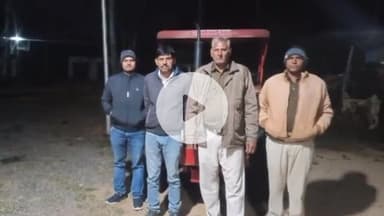 सिहावल: खनिज विभाग ने सीधी जिले में अवैध रेत उत्खनन करते ट्रैक्टर और हाईवा वाहन किए जब्त