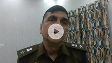 रामपुर: पुलिस अधीक्षक विद्यासागर मिश्र ने पुलिस कार्यालय में कहा, अब सम्पूर्ण जिले में कोई भी डंपर बिना नंबर प्लेट नहीं चलेगा
