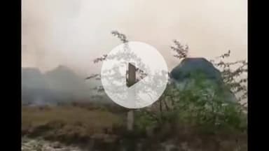 सिराथू: अटसराय के एक खेत में रखे धान के पैरे में अराजक तत्वों ने लगाई आग, 300 बोझ पैरा जलकर हुआ राख