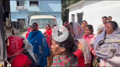 लोहरदगा: सड़क हादसे में बाइक सवार दंपत्ति की मौत, शव पोस्टमार्टम के बाद परिजनों को सौंपा गया