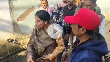 ललितपुर: जुगपुरा के नगर पालिका अध्यक्ष ने किया औचक निरीक्षण, मोहल्ले में गंदगी पर कर्मचारियों को लगाई फटकार