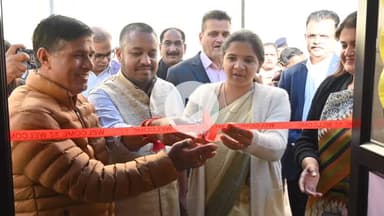 टिहरी: डीएम खंडेलवाल ने जिला अस्पताल में मदर फीडिंग रूम और बौराडी में खेल पार्क का किया उद्घाटन