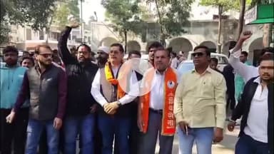 मुज़फ्फरनगर: दिल्ली ब्लास्ट के बाद जनपद में अलर्ट, धार्मिक स्थलों और मदरसों में दस्तावेज़ी सत्यापन की मांग, शिवसेना ने किया प्रदर्शन