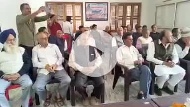 रूड़की: नेहरू नगर में पूर्व प्रधानमंत्री पंडित जवाहरलाल नेहरू की जयंती के अवसर पर कार्यक्रम का आयोजन किया गया