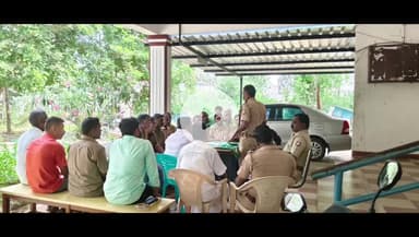 பேராவூரணி: வர்த்தகர்களுடன் ஆலோசனைக் கூட்டம் : பேராவூரணி காவல் நிலையத்தில் நடந்தது