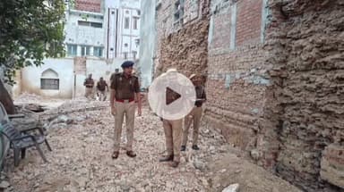 शाहजहांपुर: क्षेत्राधिकारी नगर ने थाना कोतवाली का त्रैमासिक निरीक्षण किया, पुलिस कार्यप्रणाली एवं व्यवस्थाओं का गहन मूल्यांकन