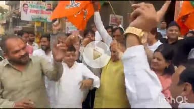 सोनीपत: बिहार विधानसभा में एनडीए की जीत पर पुरखास अड्डे पर भाजपा कार्यकर्ताओं ने मनाया जश्न