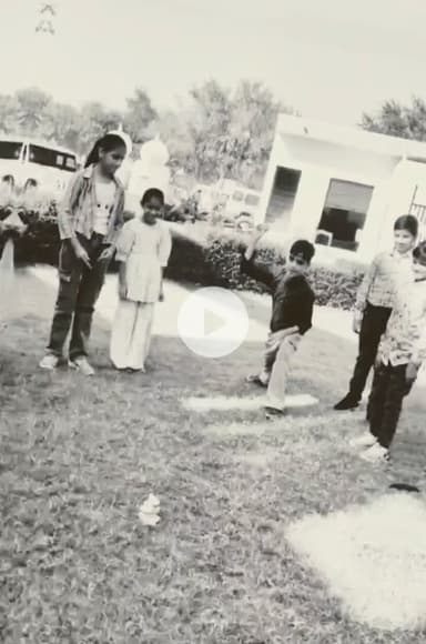 केकेसी इंटरनेशनल स्कूल के विद्यार्थी बाल दिवस पर  विभिन्न स्पोर्ट्स एक्टिविटी का आयोजन किया गया है।