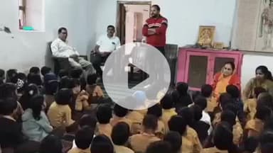 झौथरी: चाचा नेहरू की जन्म जयंती पर विधिक सेवा प्राधिकरण ने आयोजित की जागरूकता कार्यशाला, कांग्रेस ने सीमलवाड़ा में की गोष्ठी