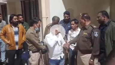 खंडवा नगर: खंडवा: युवती का आरोप- जिला अस्पताल से पकड़े गए दो मुस्लिम युवक, लव जिहाद और धर्मांतरण का बना रहे थे दबाव