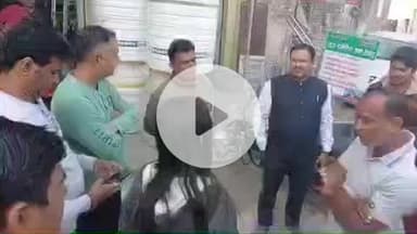 रूड़की: गणेशपुर में एक बार फिर सड़क धंसने से मकानों में आई दरारें, लोगों ने जताई नाराजगी