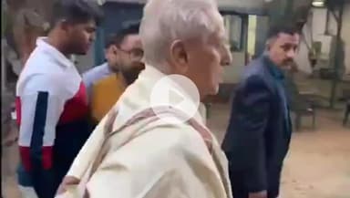 पटना ग्रामीण: लालू परिवार में कलह के बीच राजद नेता जगदानंद सिंह राबड़ी आवास पहुंचे, कई दिनों बाद दिखे