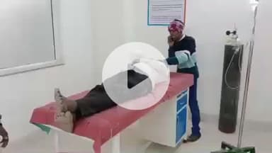 चंदौली: बबुरी कस्बा के समीप सड़क हादसे में तेज रफ्तार बाइक खंभे से टकराई, व्यक्ति गंभीर घायल