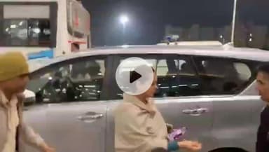 पटना ग्रामीण: तेजस्वी यादव ने बहन रोहिणी आचार्य को घर से निकाला, दी गालियां और चप्पल से भी मारा