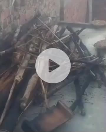 तिलहर: जोगीपुर गांव में चूल्हे से निकली चिंगारी से लगी आग, घरेलू सामान और राशन जलकर हुआ खाक