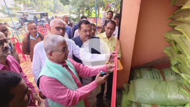 महाराजगंज: परतावल में वर्षों से बंद साधन सहकारी समिति का शुभारंभ, किसानों को मिलेगी सहूलियत