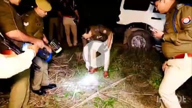 शाहजहांपुर: 3 लाख की लूट का खुलासा, मुठभेड़ में शातिर बदमाश ढेर, पुलिस ने पकड़े 5 लुटेरे, एसपी ने किया घटनास्थल का निरीक्षण