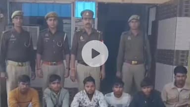 मथुरा: कोसीकलां पुलिस ने सनातन यात्रा में मोबाइल चोरी और जेब काटने वाले 6 जेबकटों को पकड़ा, बरामद हुए 19 मोबाइल और एक कार