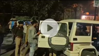 शाहजहांपुर: पुलिस ने ऑपरेशन तलाश अभियान के तहत चेकिंग के दौरान एक कार से ₹7 लाख बरामद किए, कास्टेबल भेजकर सुरक्षित पहुंचाए