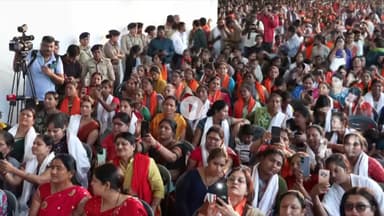 बिहार में गुंडे राज्य समाप्त रॉब दिखाकर जमीन कब्जा करना हुआ बंद NDA की बनी सरकार। यह है मोदी का वादा।#BIHAR #SHARE