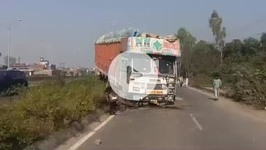 तिलहर: नेशनल हाईवे पर तेज रफ्तार ट्रक अनियंत्रित होकर डिवाइडर पर चढ़कर दूसरी साइड में पहुंचा, अगला हिस्सा हुआ क्षतिग्रस्त