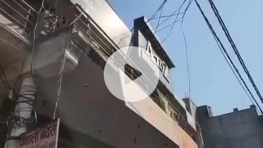 लखीमपुर: संकटा देवी मंदिर के पास बनी मार्केट में मिला शव, क्षेत्र में फैली सनसनी, सूचना पाकर मौके पर पहुंची पुलिस