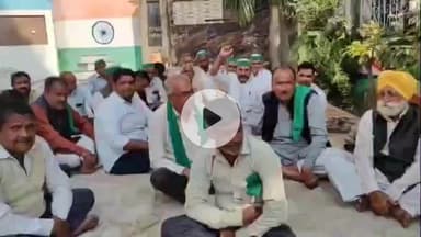 नौगावां सादात: नौगांवा तहसील पर भाकियू टिकैत की बैठक का आयोजन, गन्ना ₹500 प्रति कुंतल की मांग की गई