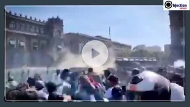 मेक्सिको सिटी की सड़कों पर हजारों प्रदर्शनकारी राष्ट्रपति भवन नेशनल पैलेस की ओर कूच करते दिखाई दिए।#News #follow