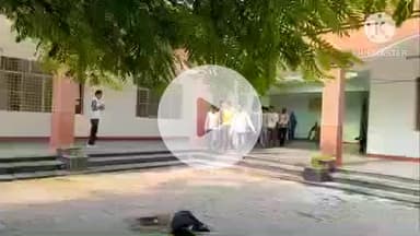 हमीरपुर: गढ़ा गांव में चकरोड में दबंगों की तारबाड़ी हटवाने की किसानों ने उप जिलाधिकारी से लगाई गुहार