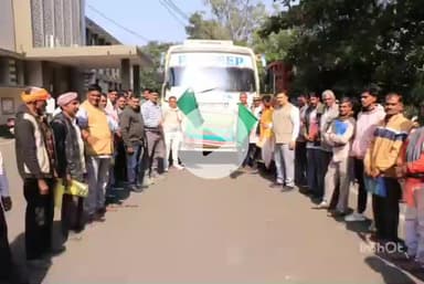 झाबुआ: झाबुआ से पांच दिवसीय कृषक प्रशिक्षण के लिए 30 कृषकों का दल राज्य के बाहर रवाना