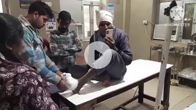 मैनपुरी: बेवर क्षेत्र में दो बाइकों की भिड़ंत में चाचा-भतीजा हुए घायल, जिला अस्पताल में उपचार जारी