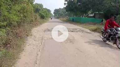 हमीरपुर: दो वर्ष में सुमेरपुर मवई जार मार्ग गड्ढों में तब्दील, प्रधानमंत्री ग्राम सड़क योजना के तहत हुआ था निर्माण