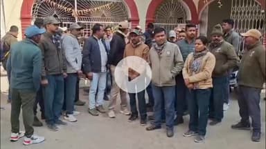 पन्ना: पन्ना टाइगर रिज़र्व में गाइडों की हड़ताल, बाहरी गाइडों की तैनाती का विरोध, पर्यटक परेशान