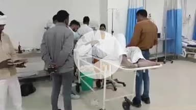 चंदौली: मझवार रेलवे स्टेशन के पास हाईवे पर हादसा, अज्ञात वाहन की टक्कर से बाइक सवार रेलकर्मी गंभीर रूप से घायल