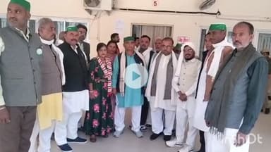 बांदा: कलेक्ट्रेट पहुंचकर भारतीय किसान यूनियन के लोगों ने DM को ज्ञापन दिया, किसानों की कई समस्याओं के निस्तारण की मांग की