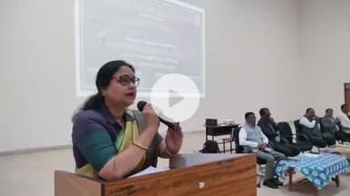 सिमडेगा: सिमडेगा कॉलेज में माता-पिता भरण पोषण अधिनियम पर कार्यशाला, डीसी हुईं शामिल