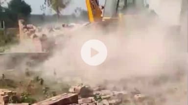 बरेली: सीबीगंज में 10 बीघा अवैध कॉलोनी पर प्राधिकरण की बड़ी कार्रवाई, प्रवर्तन टीम ने किया ध्वस्तीकरण और दिया साफ संदेश