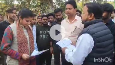 शाहजहांपुर: कैफे की आड़ में गलत गतिविधियों का आरोप, विश्व हिन्दू रक्षा सेना ने शहर की अव्यवस्थाओं पर कलेक्ट्रेट में सौंपा ज्ञापन