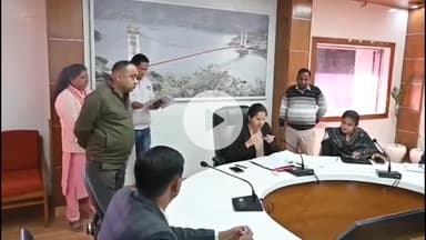 टिहरी: डीएम एवं सीडीओ ने जनता दरबार कार्यक्रम में सुनी लोगों की समस्याएं, कार्यक्रम में 34 शिकायतें हुईं दर्ज